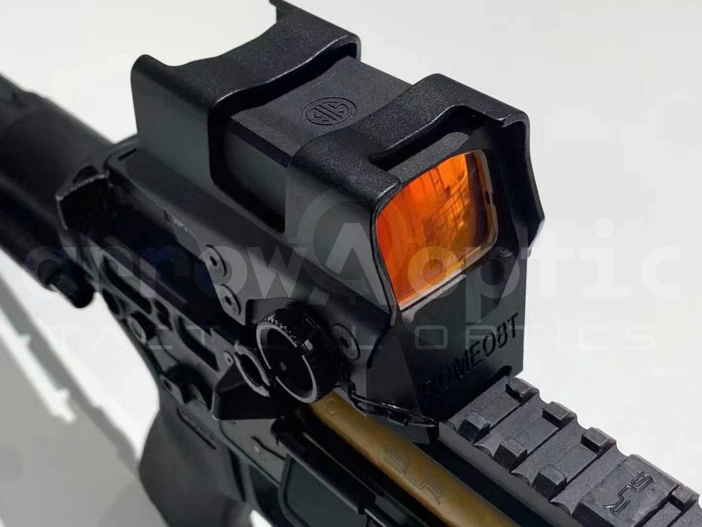 ArrowOptic SIG SAUER منظار النقطة الحمراء 1x38 مم ROMEO8T